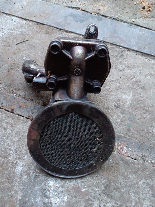 Масляный насос ГАЗ 24