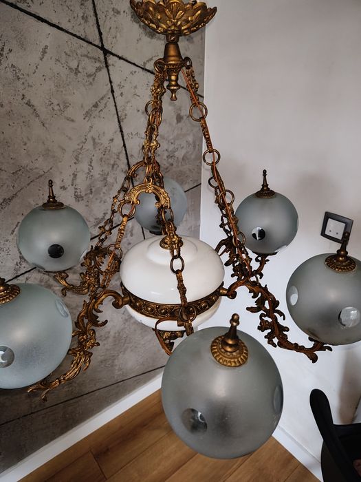 Lampa zabytkowa sufitowa