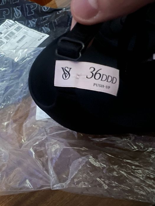 Nowy biustonosz Victoria’s Secret Push Up Bra 36D