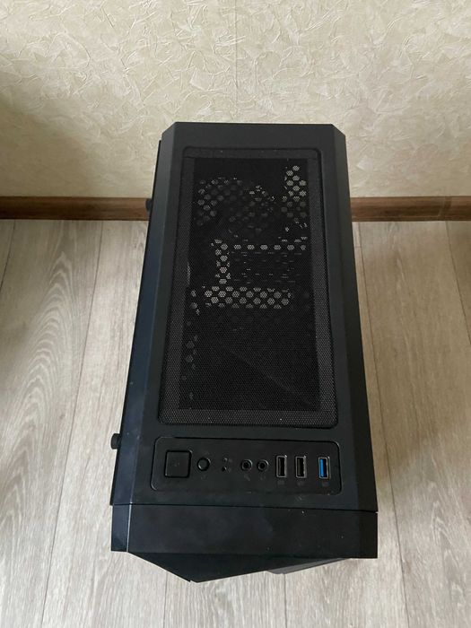 Корпус 1StPlayer F4-3B1 Black в гарному стані