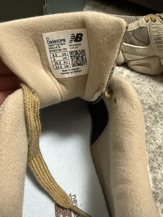 Кросівки New Balance 9060 Mushroom (Оригінал)(39.5 р)