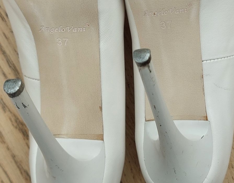 Туфли женские Angelo Vani