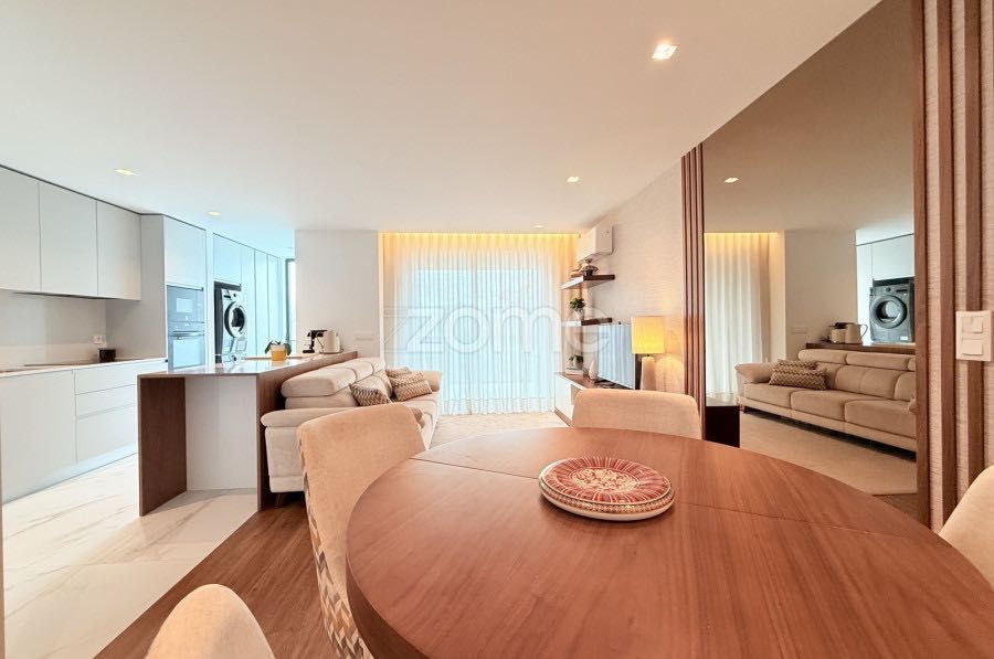 Apartamento T2 - 7 Arts V.N.Famalicão — Vila Nova De Famalicão E Calendário, Braga
