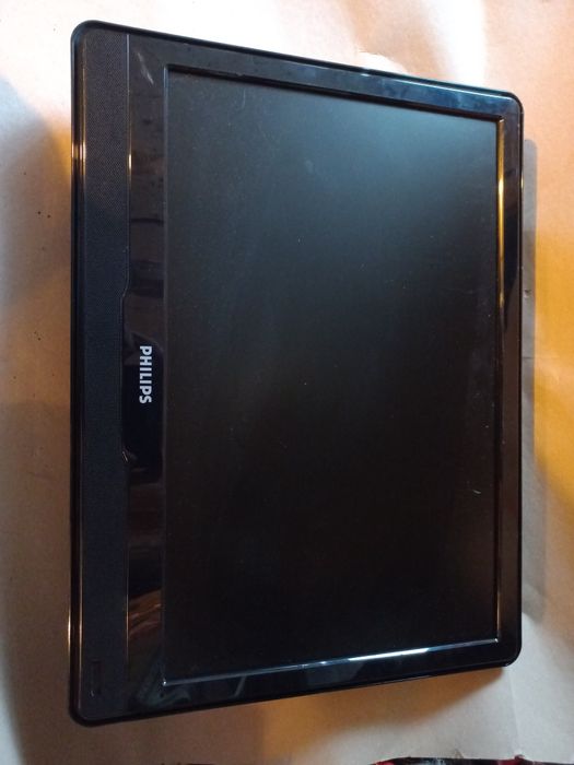 Telewizor Philips 22 całe model PFL3403