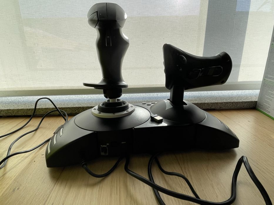 Thrustmaster Tflight Hotas One - Comando para flight simulator