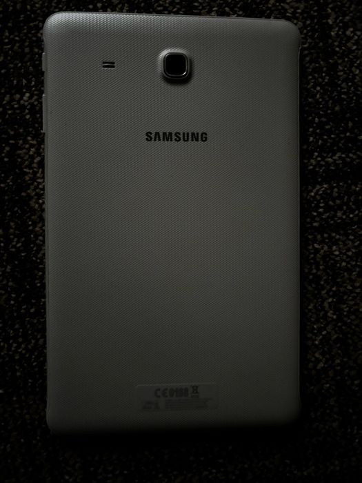 Планшет Samsung tab e9,6 sim карта