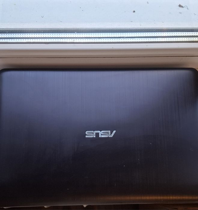 Ноутбук Asus X540LA