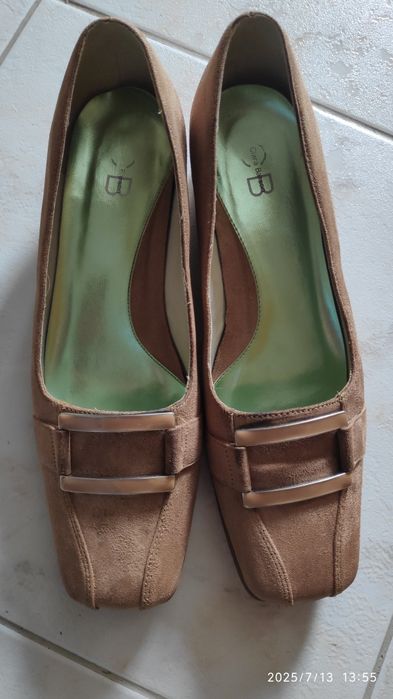 Czółenka, buty Clara Barson, roz. 40