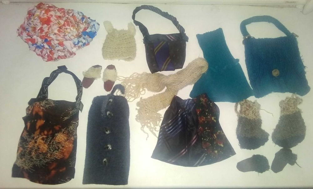 Продам одежду для кукол