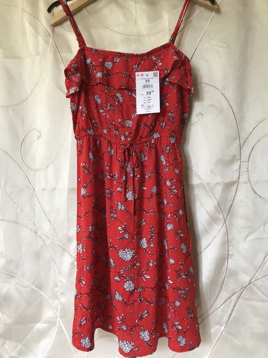 Sukienka Sinsay r. XS