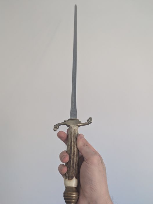 Espada de Caça Hirschfänger – Solingen E. & F. Hörst