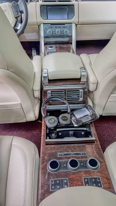 Land Rover Range Rover 4.4 SDV8 Autobiography