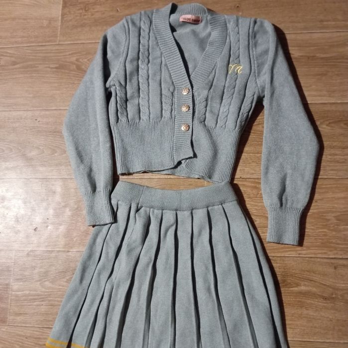 Костюм   жіночий