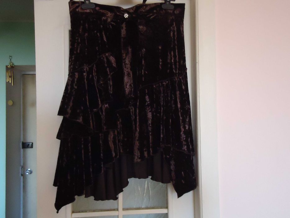 продаю стильную юбку