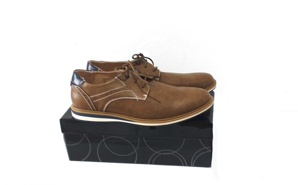 Sapatos para homem em pele sintética de grande qualidade. Promoção !!!