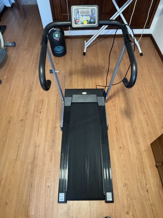 Vendo Passadeira de Corrida - Como Nova