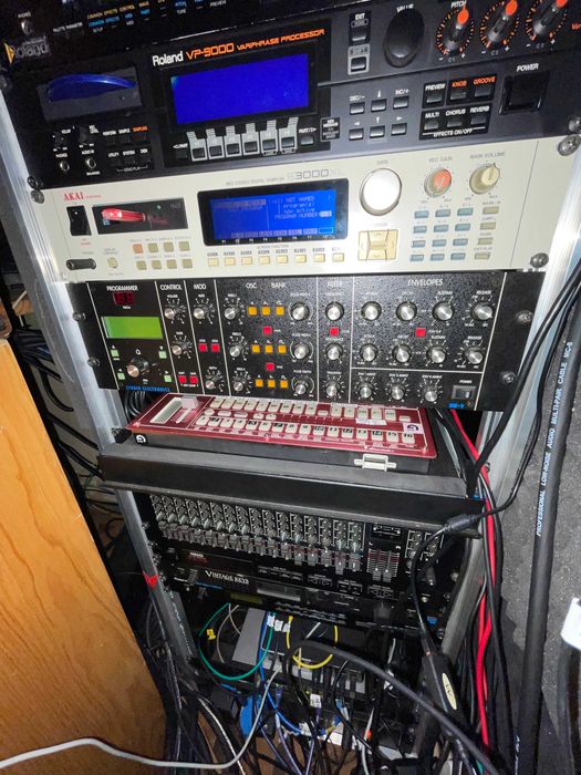 Echo AudioFire8 mkII + Echo Layla 24/96 + Midi Interfaces