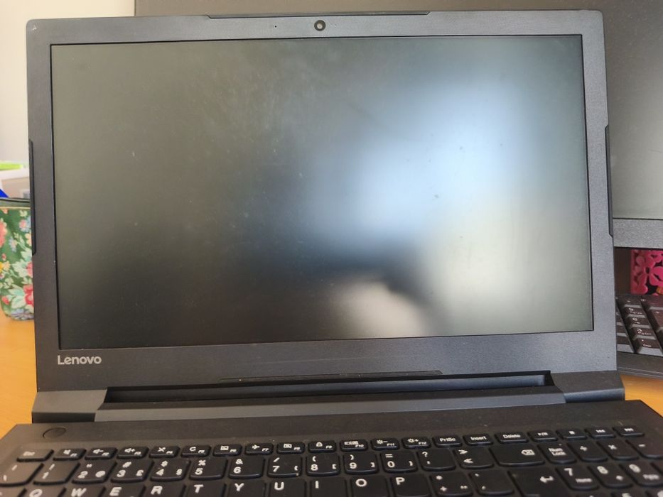 Computador marca Lenovo