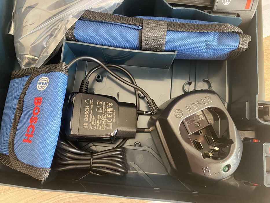 Новий!!! Шуруповерт акамуляторний Bosch Professional GRS 120 Li