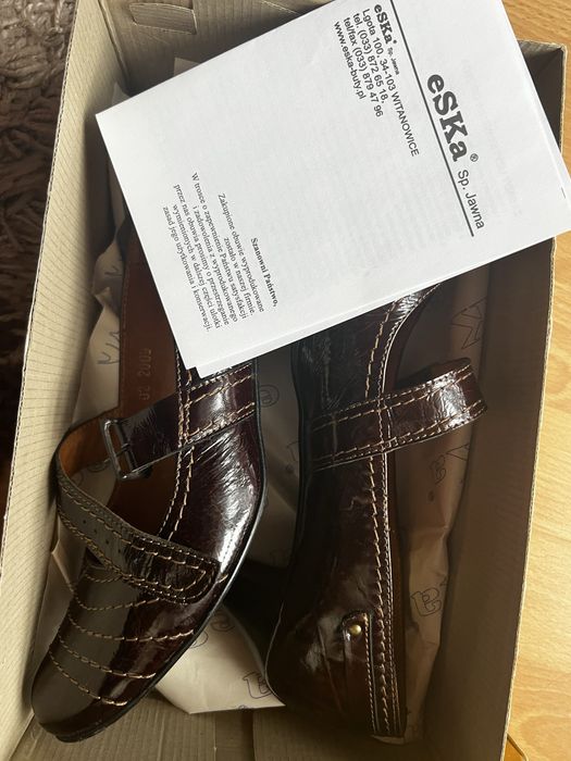 Damske półbuty skorzane polskie 38 lakierowana skóra czółenka