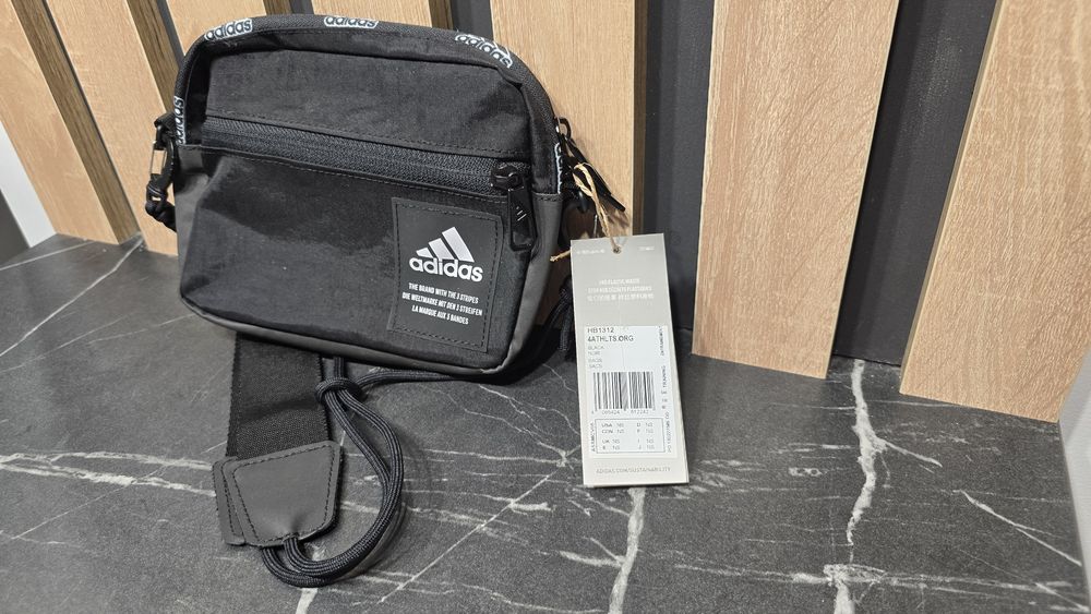 Saszetka na ramię adidas 4Athlts - Czarna HB1312