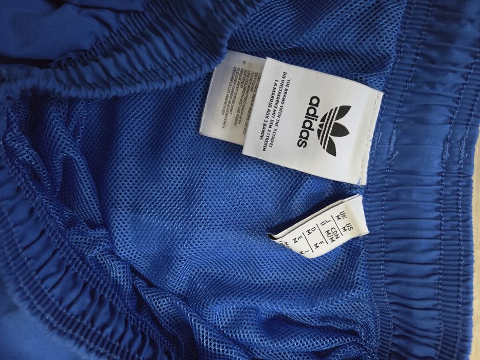 Шорти  Adidas р.М