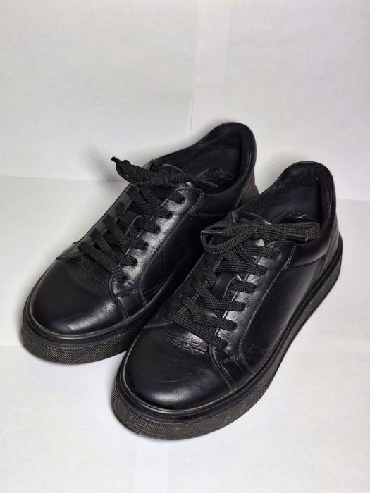 Жіночі шкіряні кросівки Frivoli, 36 розмір