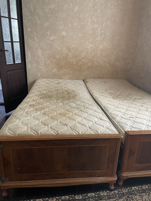 Ліжка односпальне з матрасом