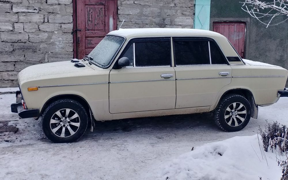 VAZ 2106 prodamiur