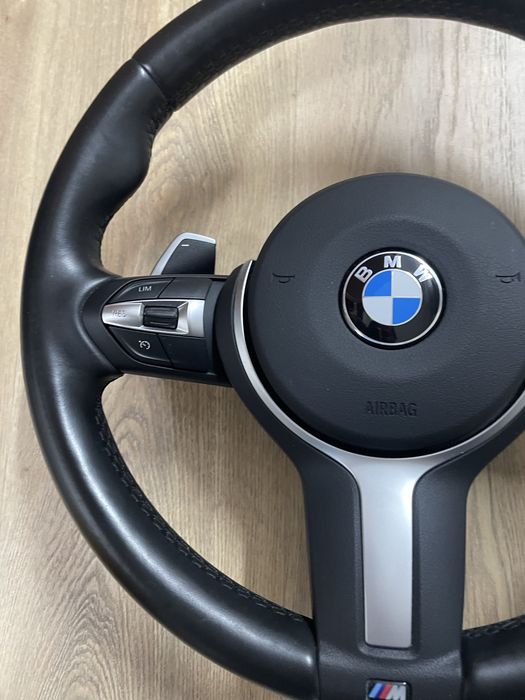Volante original bmw F10 F11 F12 F13  pack M