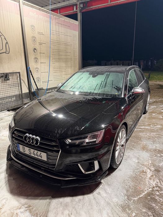 Audi S4 Avant