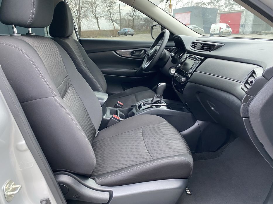 Nissan Rogue X-TRAIL 2020