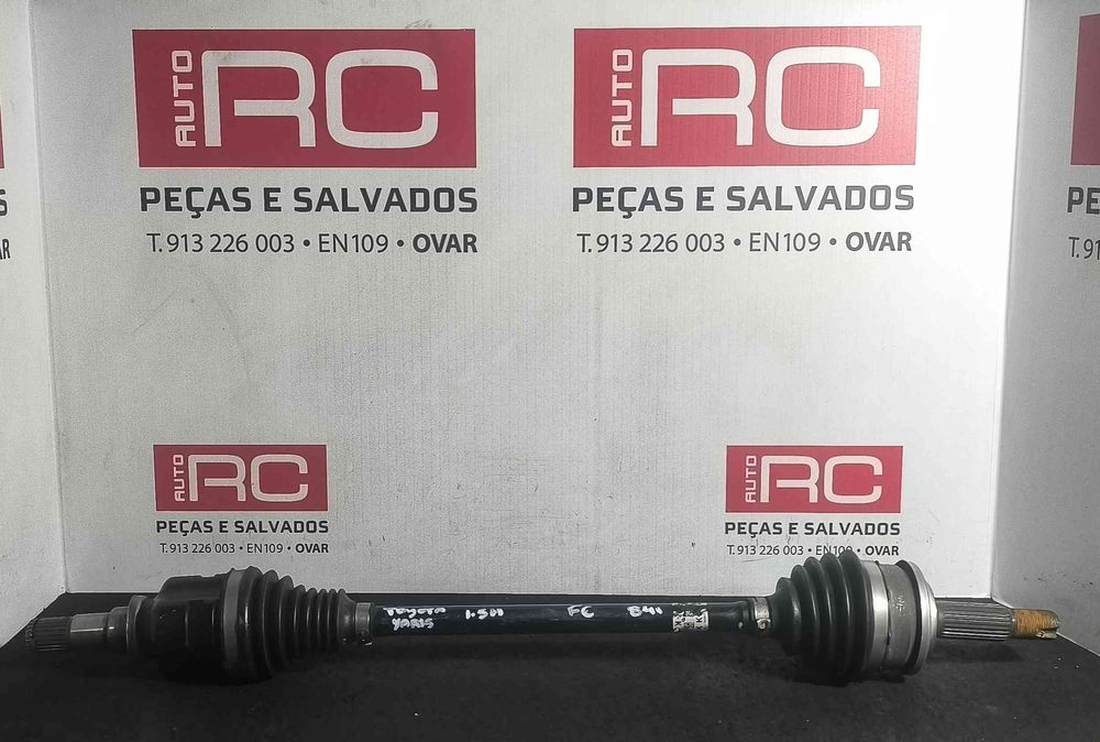 Transmissão Frente Esquerda TOYOTA YARIS (_P21_, _PA1_, _PH1_)