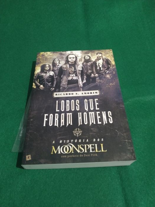 Lobos que foram homens - Moonspell