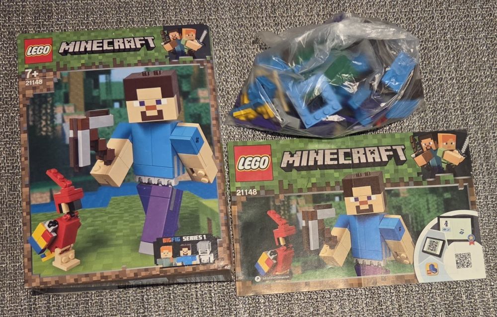 Lego Minecraft 21148 BigFig Steve z papugą