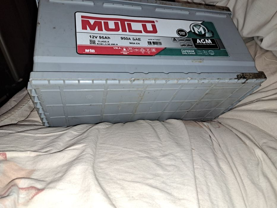 Акумулятор AGM (або гелевий) MUTLU,12v, 95Ah,950A, start stop.