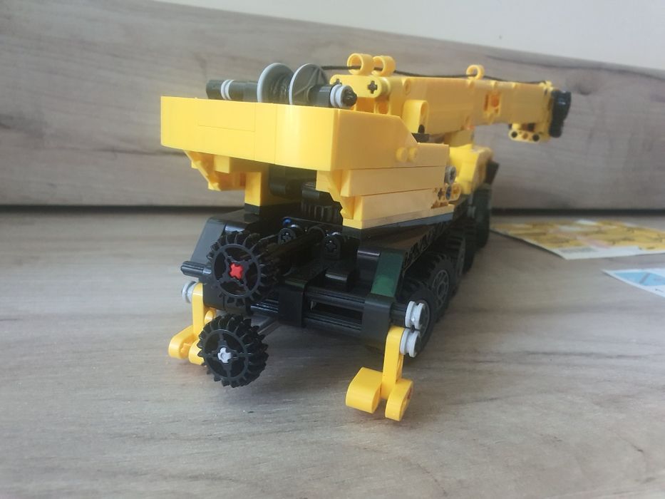 Lego грузовий кран