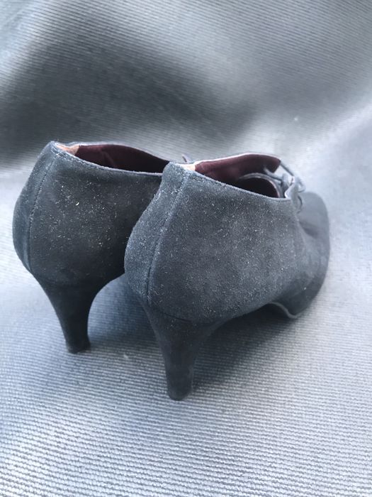 Max Mara sapatos de salto alto pretos 39,5 camurça