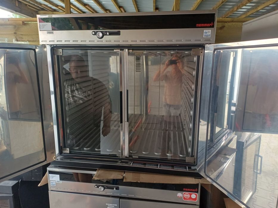 Inkubator cieplarka Memmert INE600