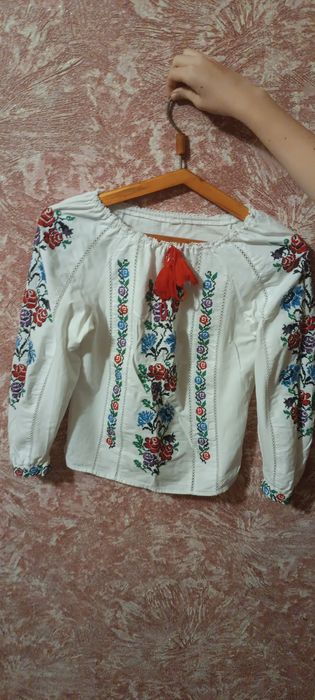 Вишиванка для дівчинки