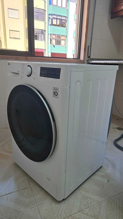 Máquina de Lavar e Secar Roupa LG F4DR509S1W — Excelente Estado e com Garantia