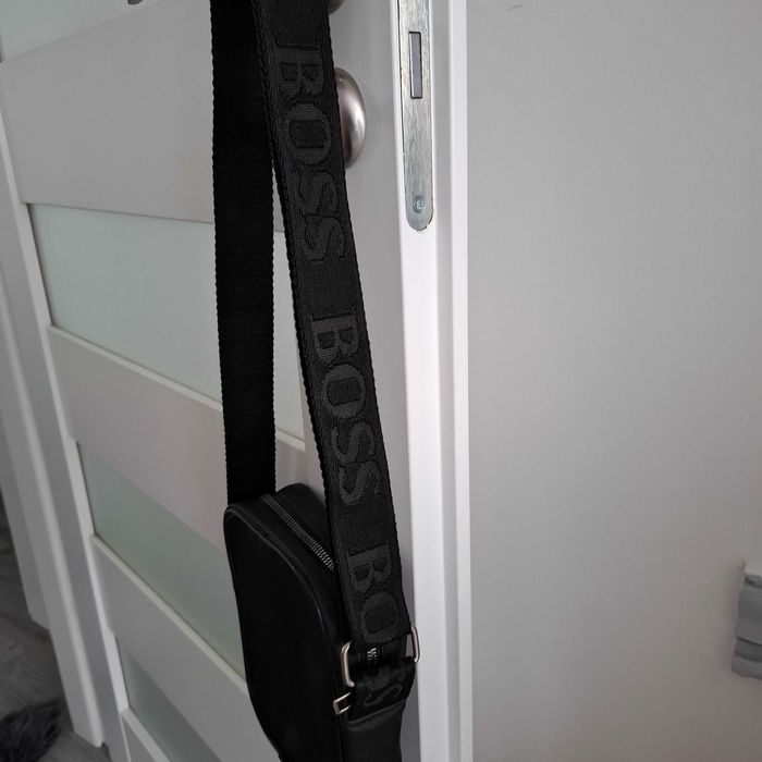 Hugo Boss saszetka