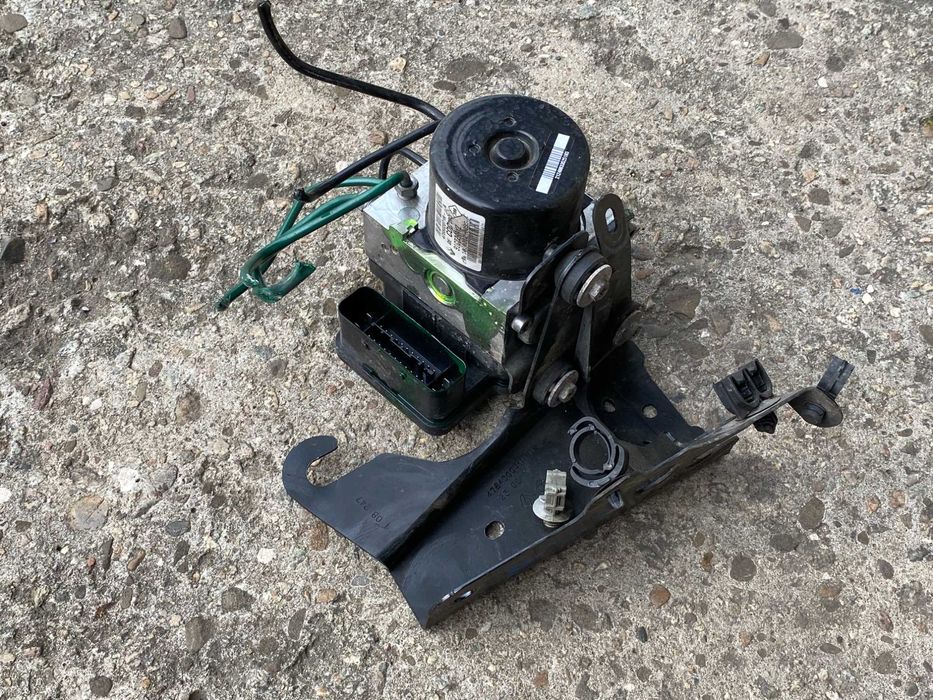 pompa hamulcowa abs renault laguna 3