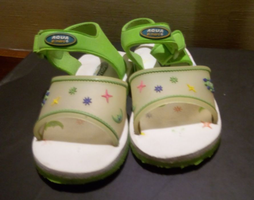 Sandálias praia piscina como bom estado usadas 2x