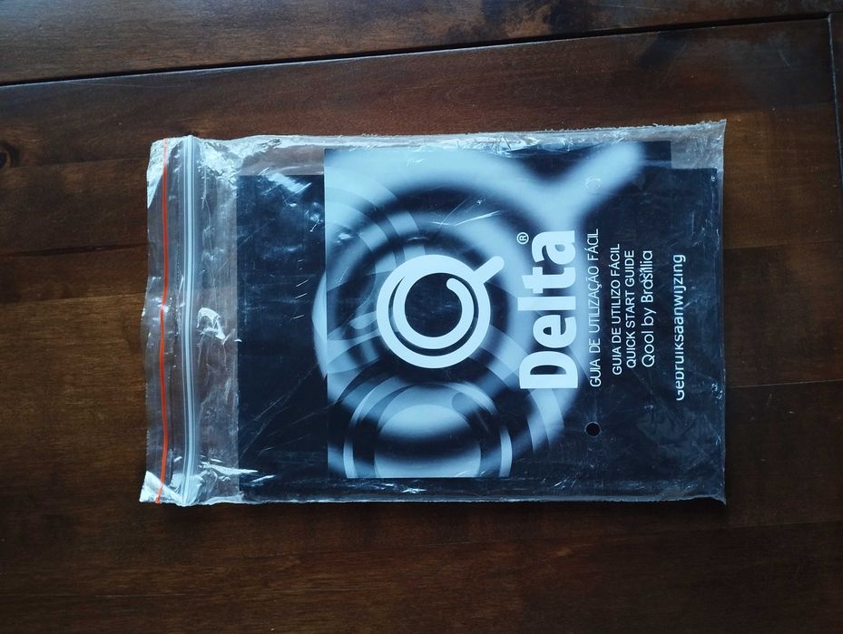 Máquina de Café "Delta Q Qool" Vermelha