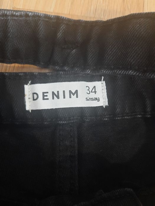 Nowe spodnie jeansowe dziewczęce.Rozm34.