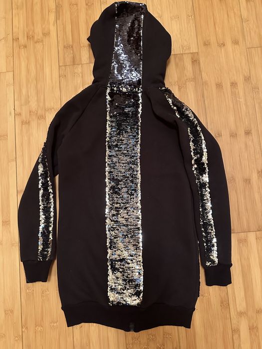 Кофта  на флисе  удлиненная на 8-10 лет