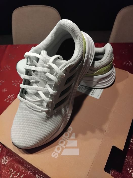 Sapatilhas adidas de homem