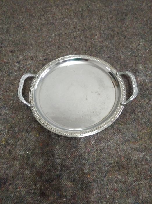 Bandeja metálica