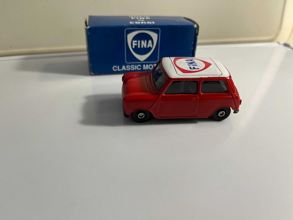 Corgi  – Mini 1000 “ Fina “ – muito bom – Esc.1/46